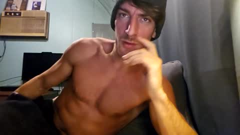 Snapshot of snackyyyy chatting on 02/15/26, 01:57 Snackyyyy online show from 02/15/26, 01:57