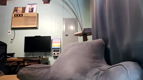 Snapshot of snackyyyy chatting on 02/26/26, 02:43 Snackyyyy online show from 02/26/26, 02:43