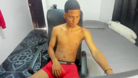 snak_master1 online show from 05/11/26, 12:11