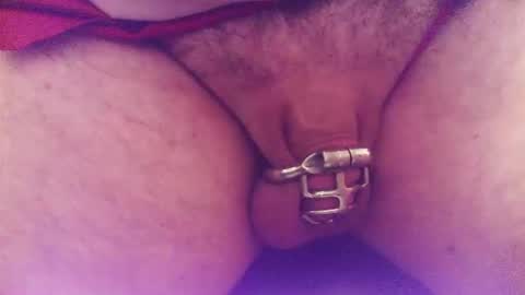 Snapshot of snakepit31 chatting on 10/31/25, 10:44 Sissy Boy online show from 10/31/25, 10:44