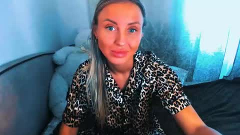 Snapshot of snezanablond chatting on 04/10/26, 12:10 Sneja online show from 04/10/26, 12:10