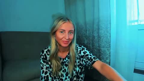 Snapshot of snezanablond chatting on 05/08/26, 09:03 Sneja online show from 05/08/26, 09:03