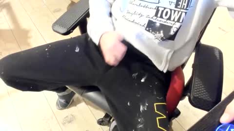 Snapshot of snip1977 chatting on 01/06/25, 01:09 snip1977 online show from 01/06/25, 01:09