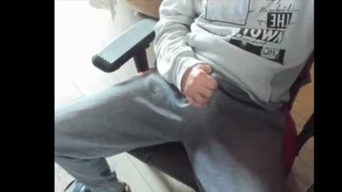 Snapshot of snip1977 chatting on 02/20/25, 09:22 snip1977 online show from 02/20/25, 09:22