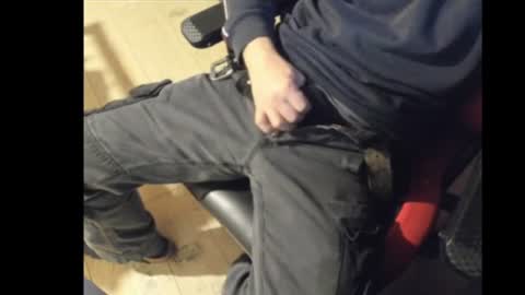 Snapshot of snip1977 chatting on 02/24/25, 05:43 snip1977 online show from 02/24/25, 05:43