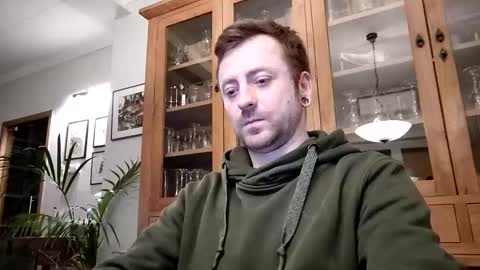 snoecks online show from 03/04/26, 08:26