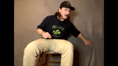 Snapshot of snoochiepoochies chatting on 12/30/24, 05:15 Will Rex online show from 12/30/24, 05:15