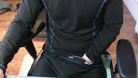 Snapshot of snooze85 chatting on 04/05/26, 05:37 Cbt-Slave online show from 04/05/26, 05:37