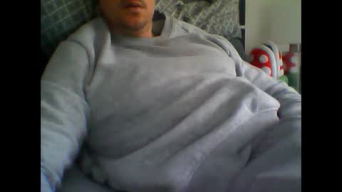 Snapshot of snow_ride69 chatting on 03/01/25, 01:51 snow_ride69 online show from 03/01/25, 01:51
