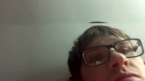 Snapshot of snowball6668977 chatting on 11/17/25, 04:51 snowball6668977 online show from 11/17/25, 04:51