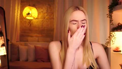 Hanna online show from 10/20/25, 08:37