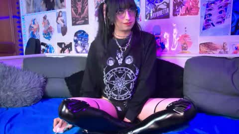 Snow and Bubble online show from 09/08/25, 07:46