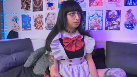 Snow and Bubble online show from 06/02/26, 04:20
