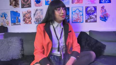 Snow and Bubble online show from 06/07/26, 05:16