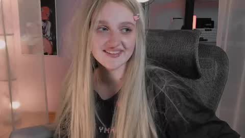 Ellie online show from 05/24/26, 05:34