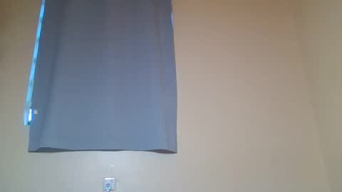 Snapshot of snowie_eyes chatting on 11/06/25, 12:50 Snowie eyes online show from 11/06/25, 12:50