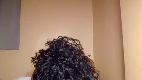 Snapshot of snowie_eyes chatting on 03/01/26, 12:45 Snowie eyes online show from 03/01/26, 12:45