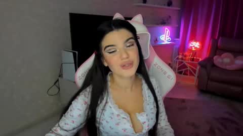 snowingwinter online show from 10/09/25, 07:34