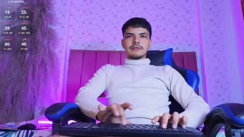 Snow online show from 09/25/25, 04:27