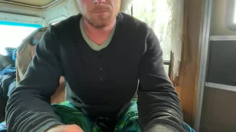 Snapshot of snowtrooper888 chatting on 05/21/26, 12:01 snowtrooper888 online show from 05/21/26, 12:01