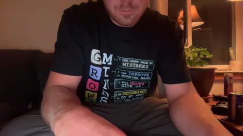 Snapshot of snowtrooper888 chatting on 07/27/26, 04:52 snowtrooper888 online show from 07/27/26, 04:52