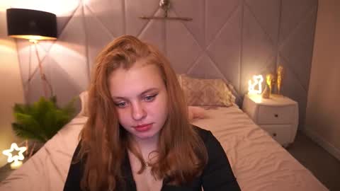 Snapshot of snowwhite_bella chatting on 11/04/25, 08:19 snowwhite_bella online show from 11/04/25, 08:19