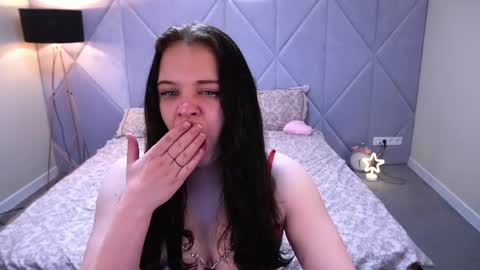 snowwhite_bella online show from 05/03/26, 06:47