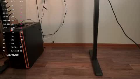 Snapshot of so_cl0se chatting on 09/14/25, 07:07 Ethan online show from 09/14/25, 07:07