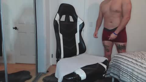 Snapshot of soc1908 chatting on 12/31/24, 08:48 soc1908 online show from 12/31/24, 08:48