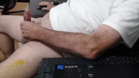 Snapshot of sofar06 chatting on 03/10/26, 10:53 sofar06 online show from 03/10/26, 10:53