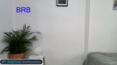 Snapshot of soffi_rousel_ chatting on 01/08/25, 08:39 soffi_rousel_ online show from 01/08/25, 08:39