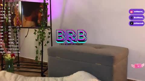 Snapshot of soffimoon_ chatting on 03/02/25, 09:10 IG Soffimoon I THANK YOU FOR LEAVING YOUR FOLLOW online show from 03/02/25, 09:10