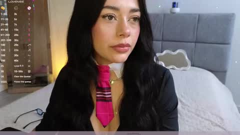 Snapshot of soffimoon_ chatting on 02/28/26, 09:05 IG Soffimoon I THANK YOU FOR LEAVING YOUR FOLLOW online show from 02/28/26, 09:05