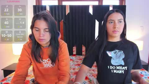 soffy and mia online show from 10/30/25, 12:17