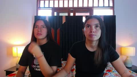 soffy and mia online show from 12/17/25, 12:44