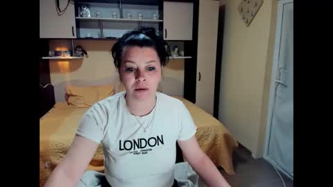 Soffy online show from 04/18/26, 04:16