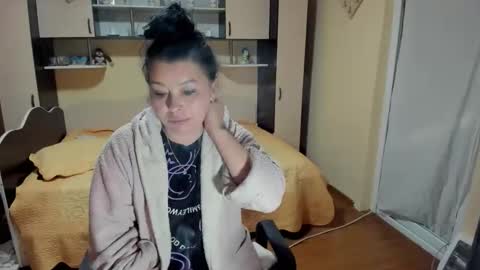 Soffy online show from 05/05/26, 02:52
