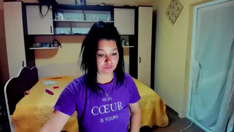 Snapshot of soffy_skye chatting on 05/18/26, 05:02 Soffy online show from 05/18/26, 05:02