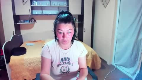 Snapshot of soffy_skye chatting on 05/20/26, 05:13 Soffy online show from 05/20/26, 05:13