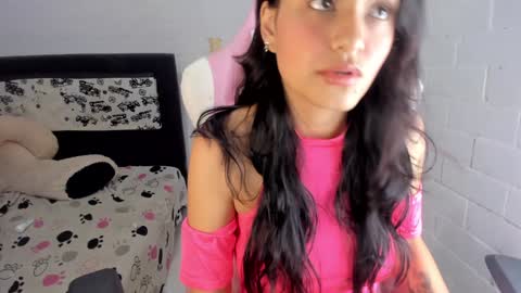 Snapshot of sofi1608 chatting on 12/19/24, 04:24 sofia online show from 12/19/24, 04:24