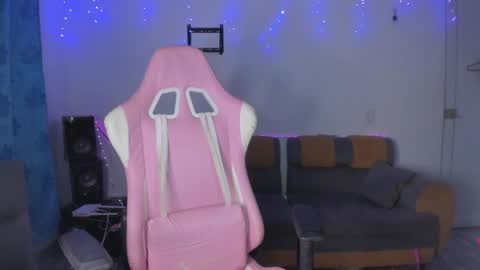 Snapshot of sofi1608 chatting on 02/23/26, 06:22 sofia online show from 02/23/26, 06:22