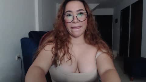 Snapshot of sofi4__ chatting on 01/19/26, 06:06 sofi online show from 01/19/26, 06:06