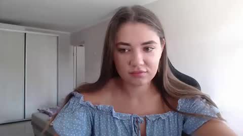 Snapshot of sofi_delightful chatting on 09/11/25, 08:14 Sofi online show from 09/11/25, 08:14