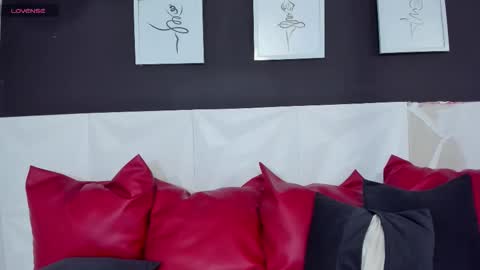 Sofi  online show from 11/14/25, 02:49