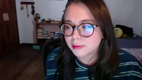 Snapshot of sofi_lynch chatting on 04/14/26, 05:35 Sofi Lynch online show from 04/14/26, 05:35
