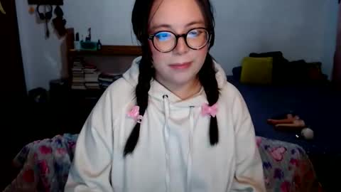Snapshot of sofi_lynch chatting on 06/07/26, 06:17 Sofi Lynch online show from 06/07/26, 06:17