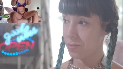 Snapshot of sofi_mora chatting on 09/09/25, 01:21 Sofi Mora online show from 09/09/25, 01:21