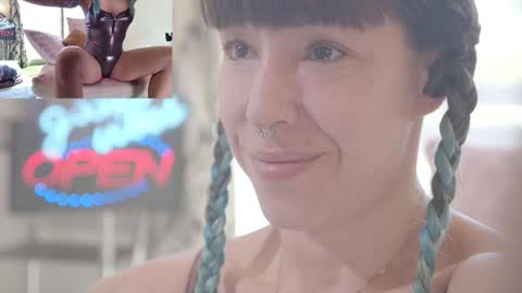 Snapshot of sofi_mora chatting on 09/22/25, 01:24 Sofi Mora online show from 09/22/25, 01:24