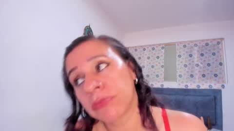 Snapshot of sofi_saliva2511 chatting on 06/28/26, 08:37 sofi online show from 06/28/26, 08:37
