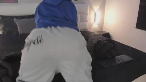 sofi_sp online show from 11/03/25, 11:33